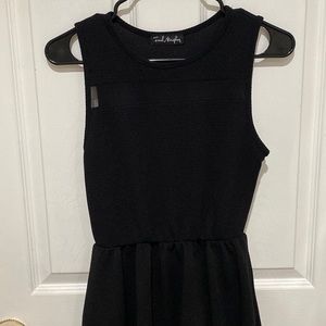 Sleeveless Short Flowy Mesh Design Black Dress